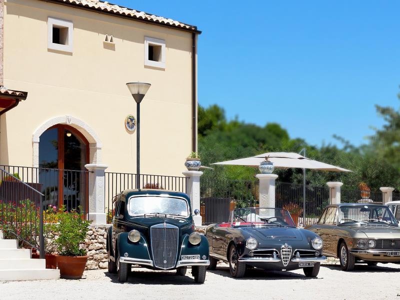 Ngoại cảnh khách sạn