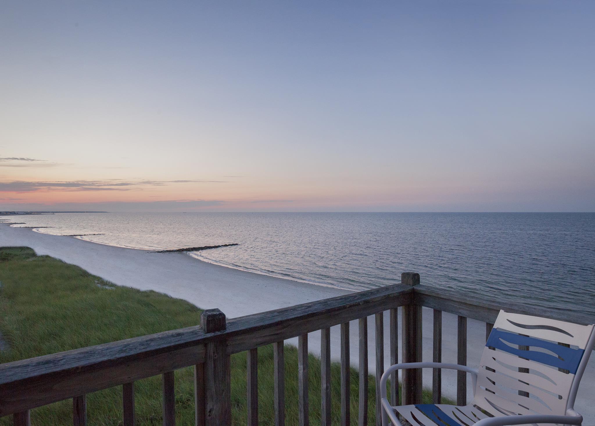 Khu vực xung quanh