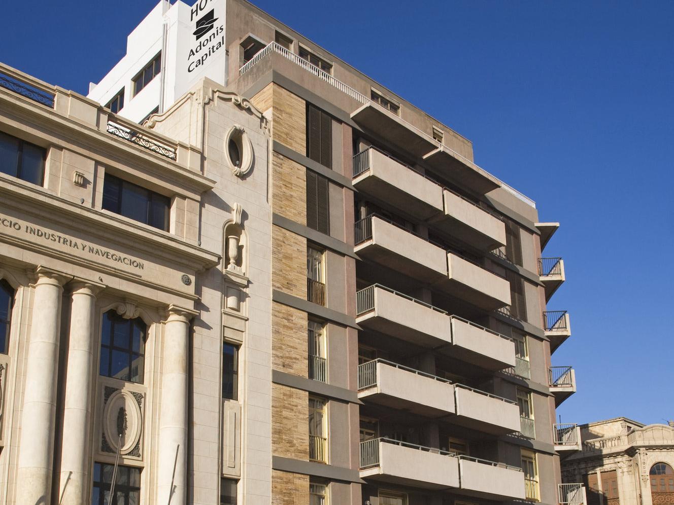 Ngoại cảnh khách sạn