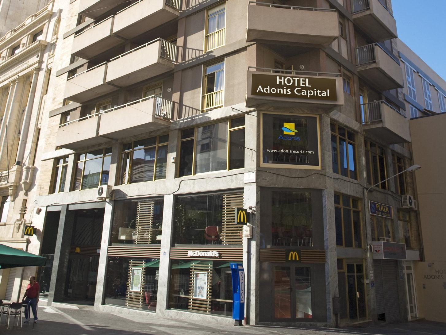 Ngoại cảnh khách sạn