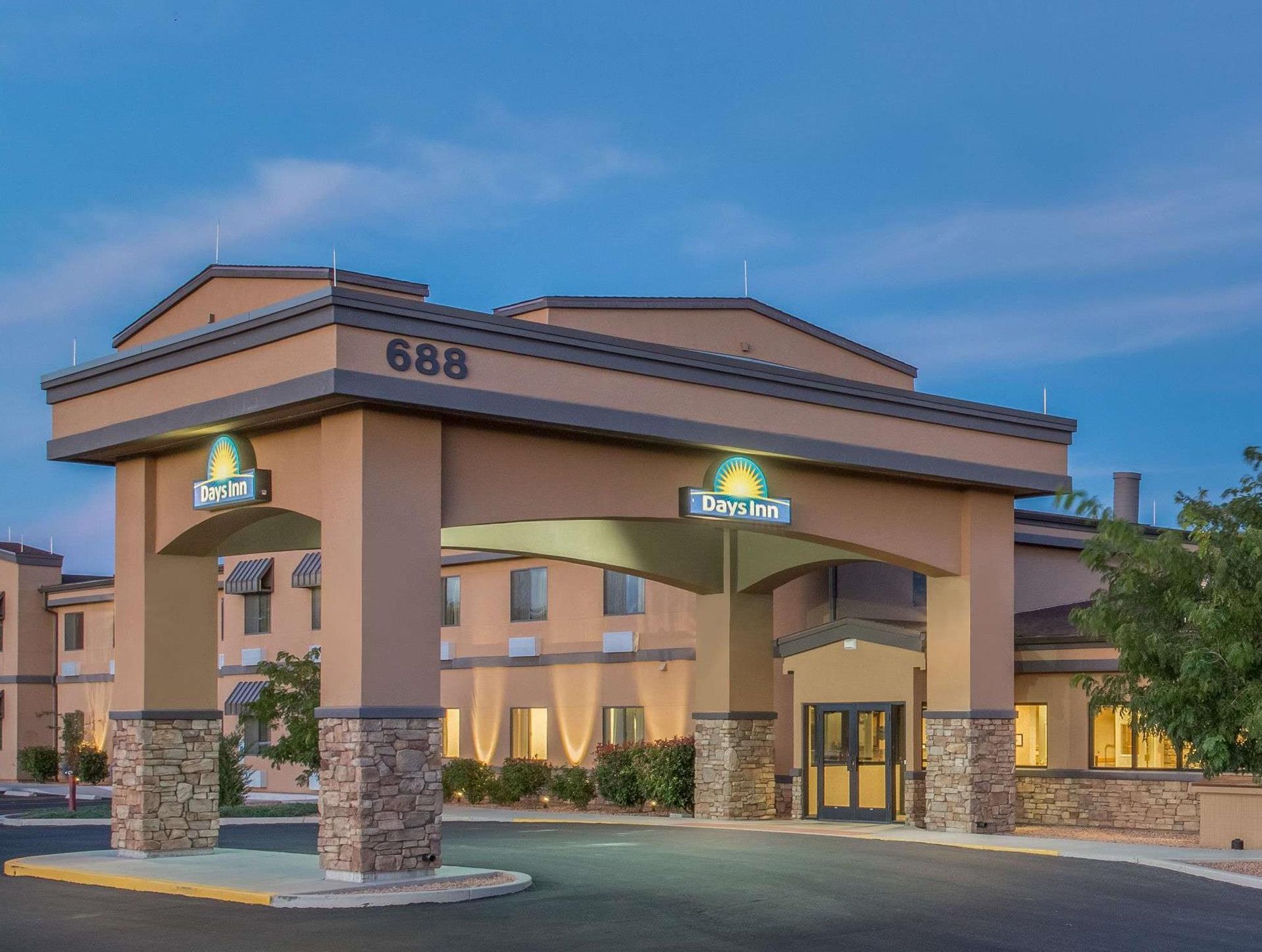 Ngoại cảnh khách sạn