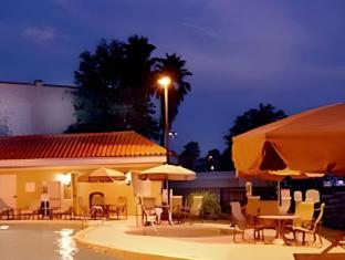 Ngoại cảnh khách sạn