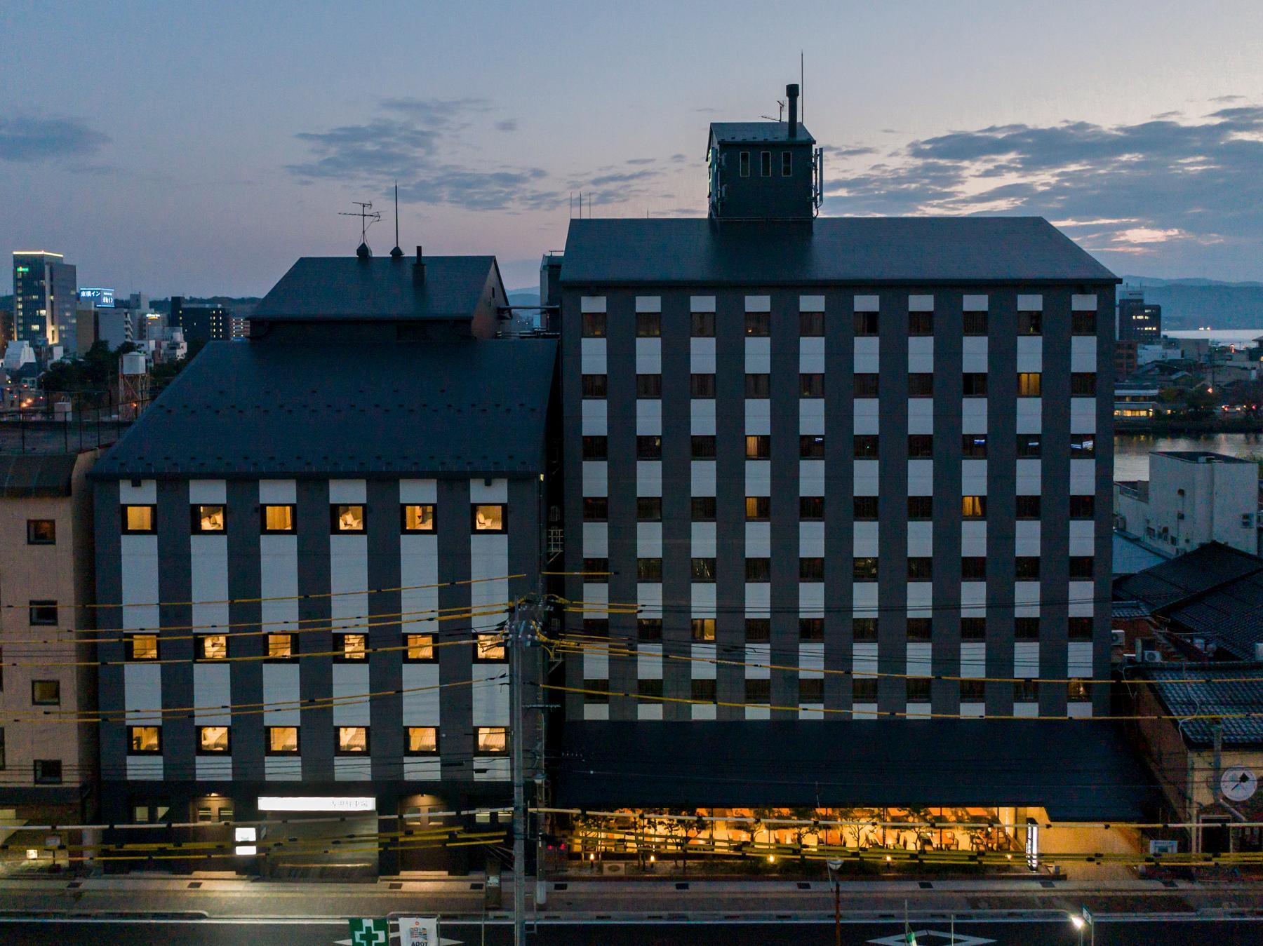 Ngoại cảnh khách sạn