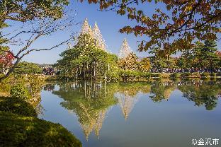 Nơi tham quan gần đây