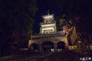 Nơi tham quan gần đây