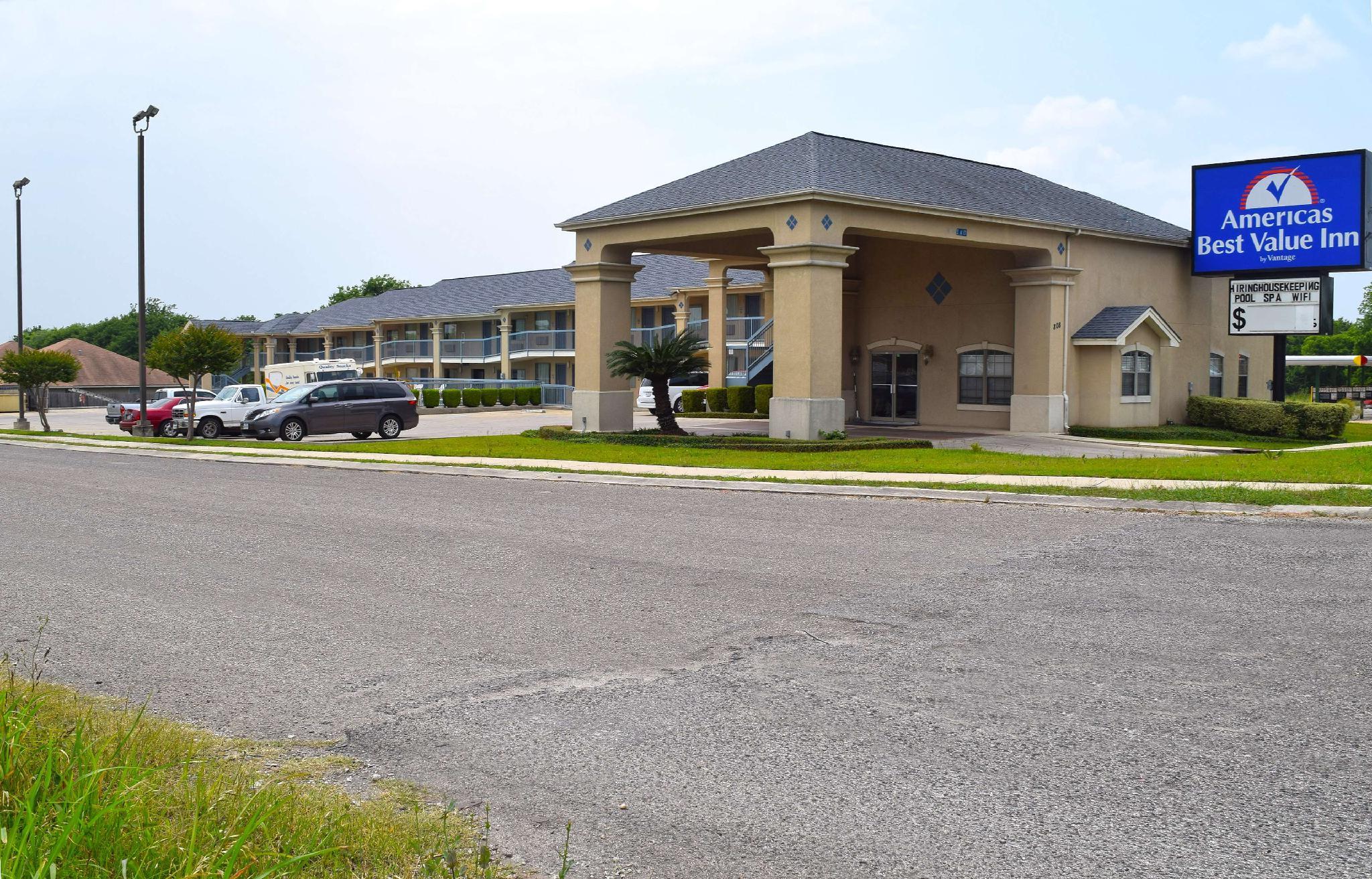 Ngoại cảnh khách sạn