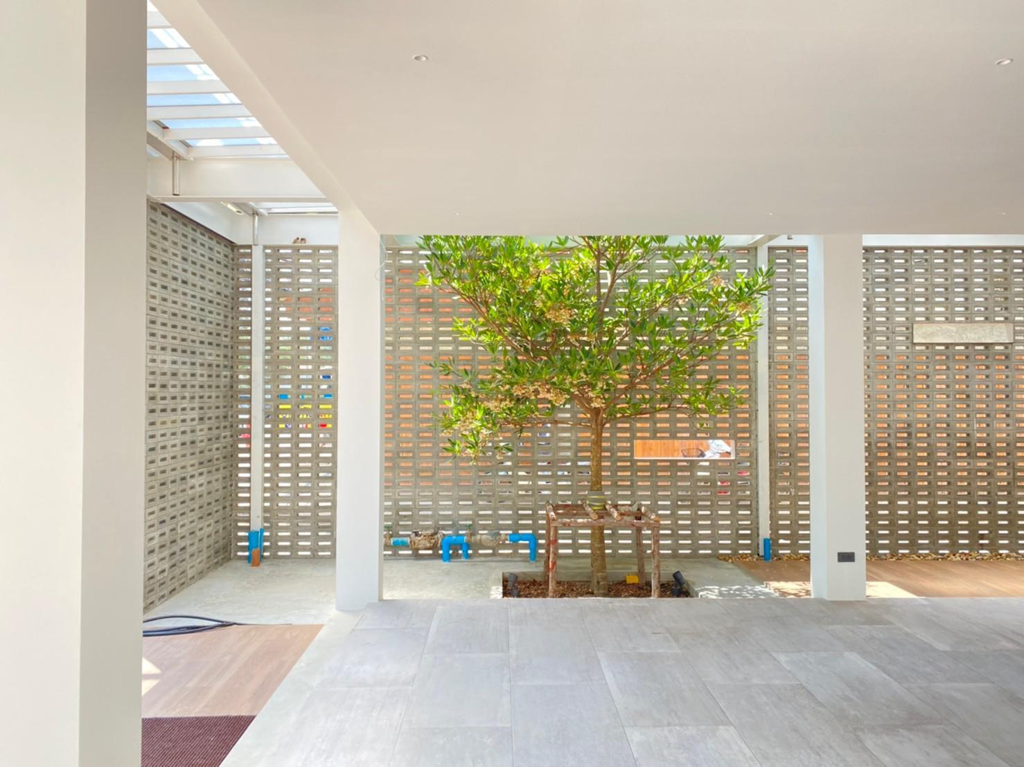 Ngoại cảnh khách sạn