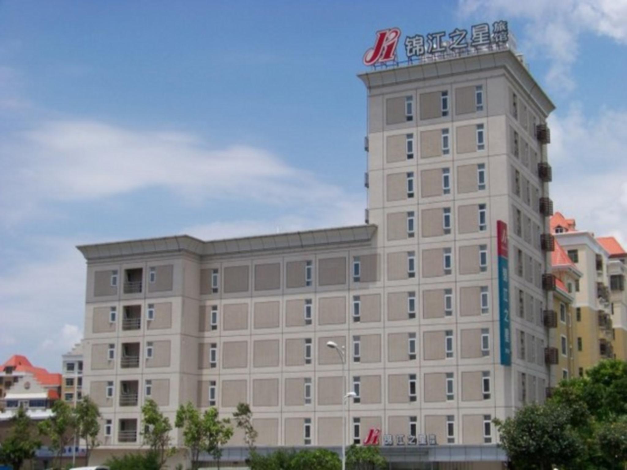 Ngoại cảnh khách sạn