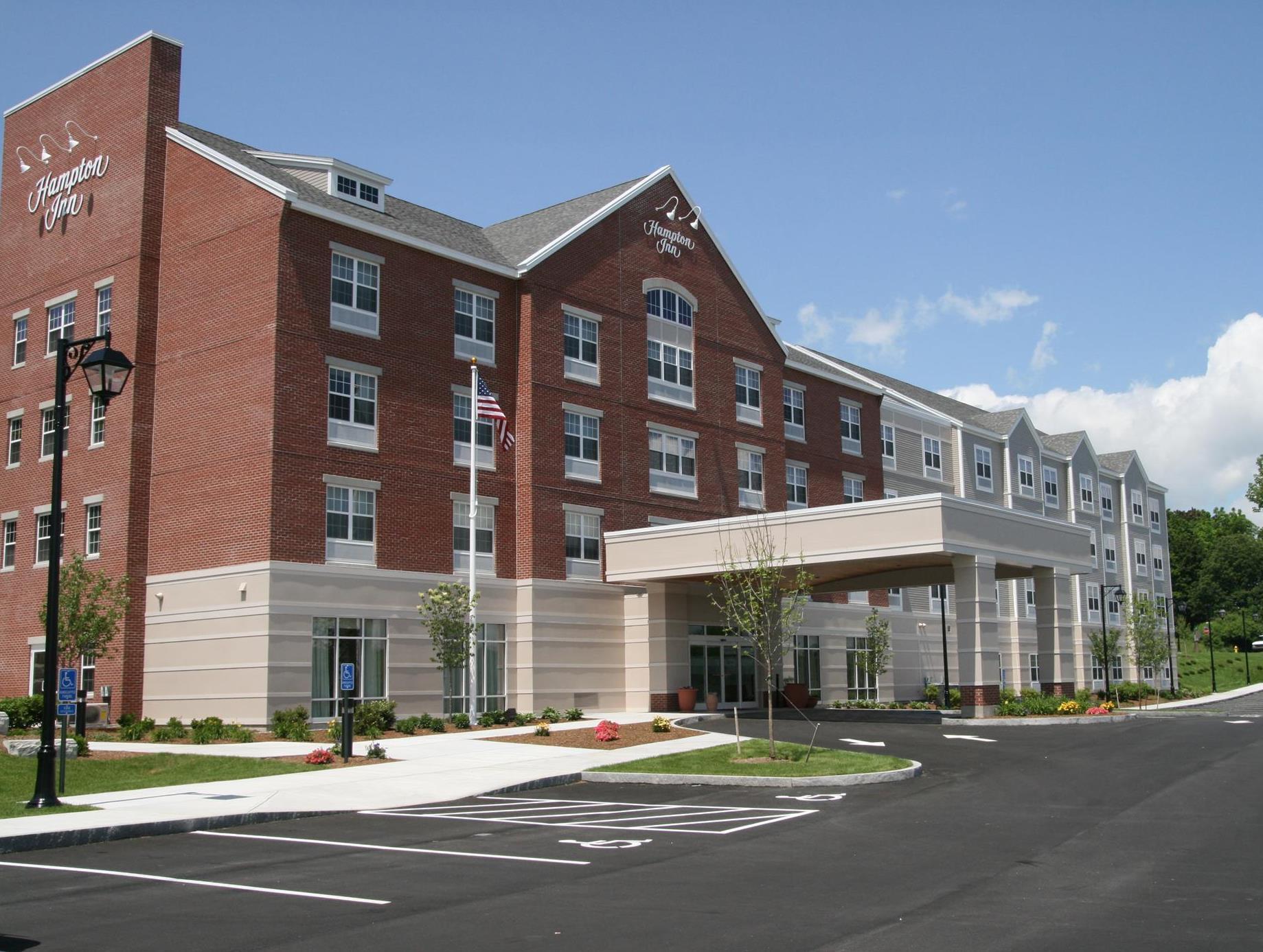 Ngoại cảnh khách sạn