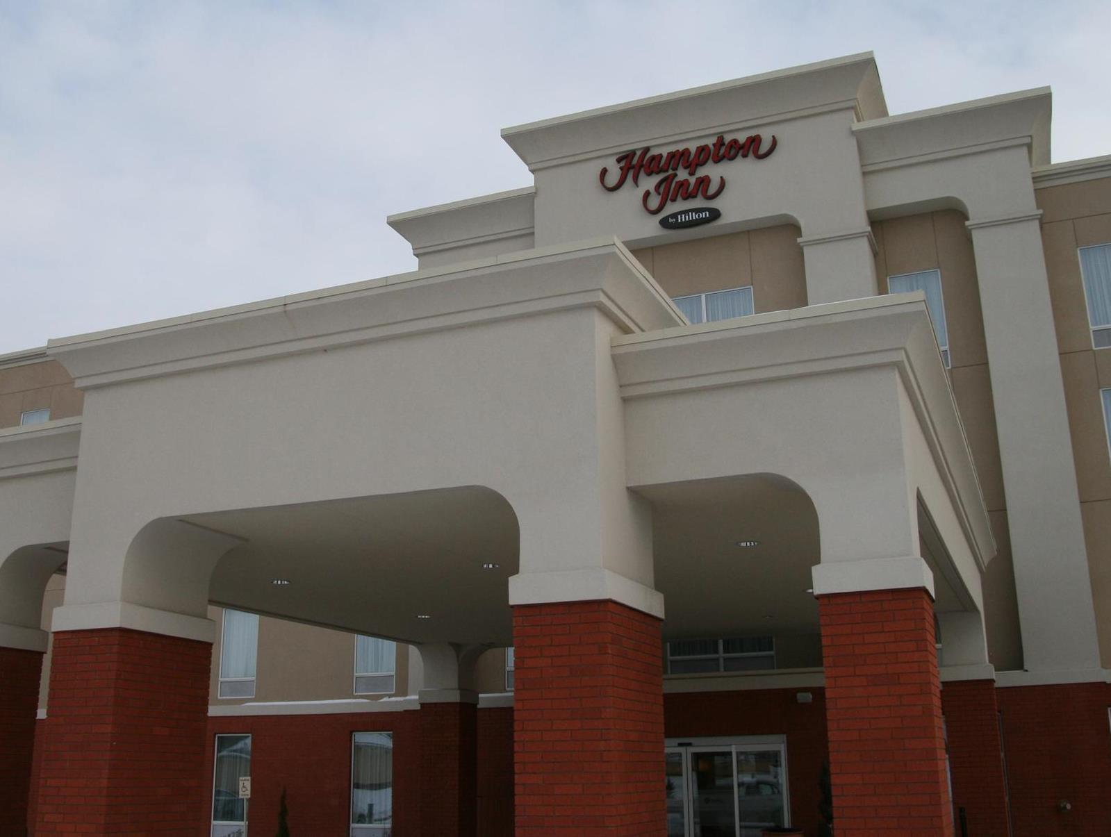 Ngoại cảnh khách sạn