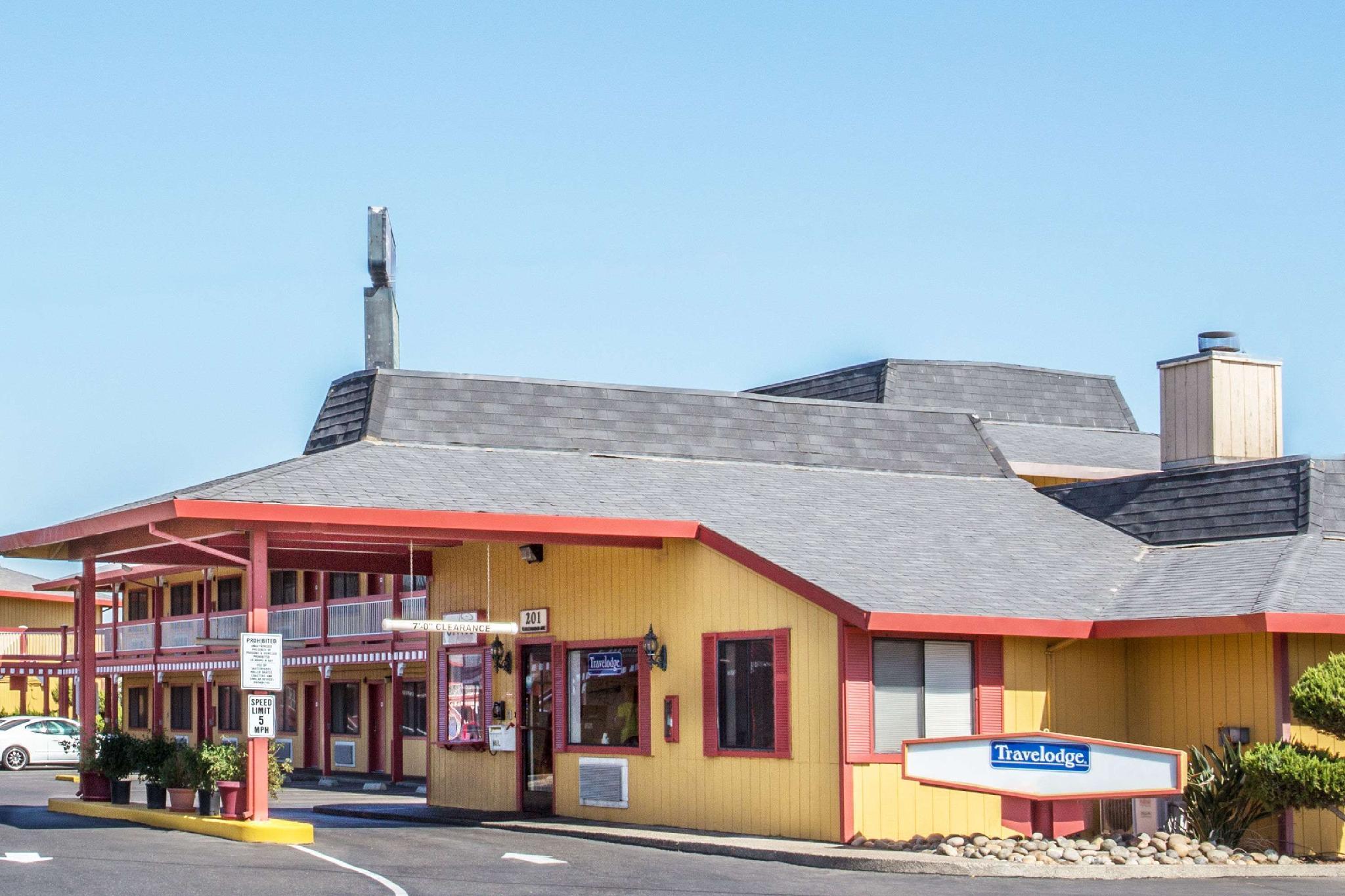 Ngoại cảnh khách sạn