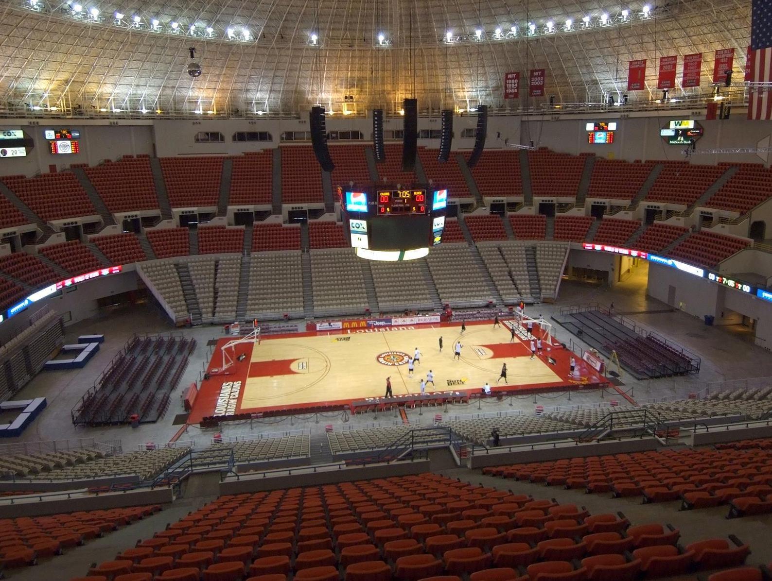 Nơi tham quan gần đây