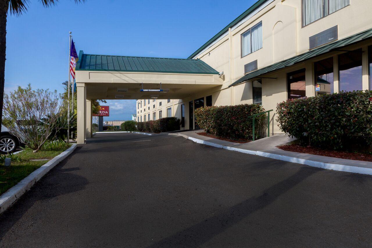 Ngoại cảnh khách sạn