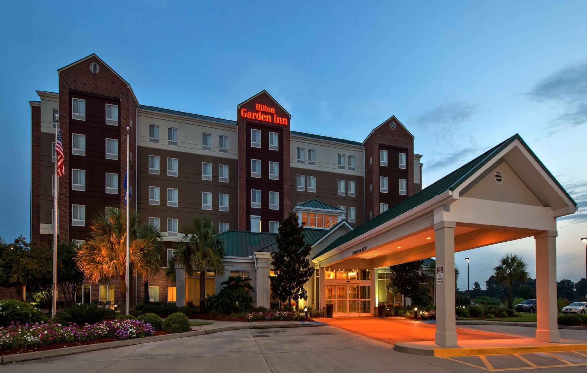 Ngoại cảnh khách sạn