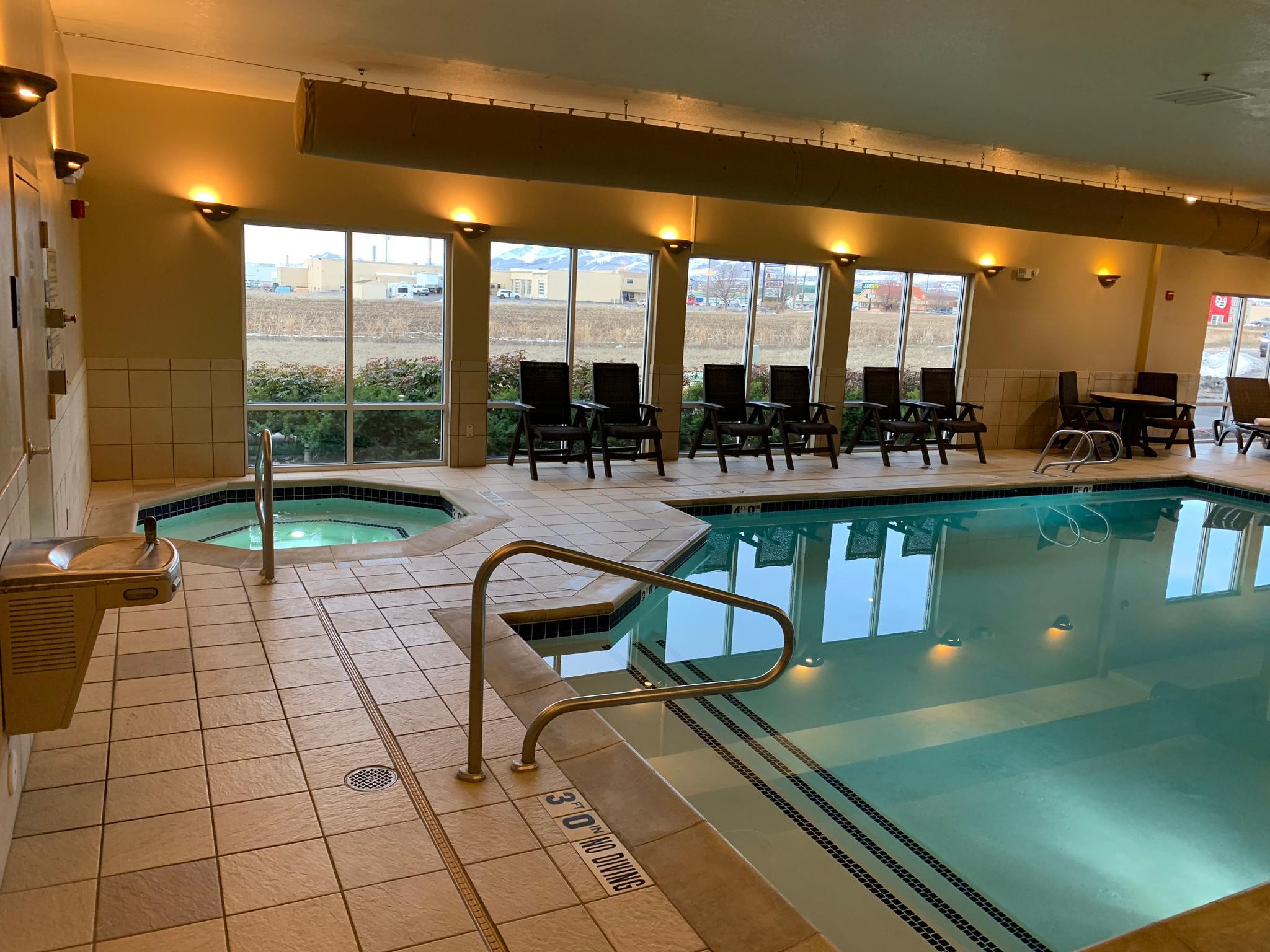 Bồn tắm nước nóng