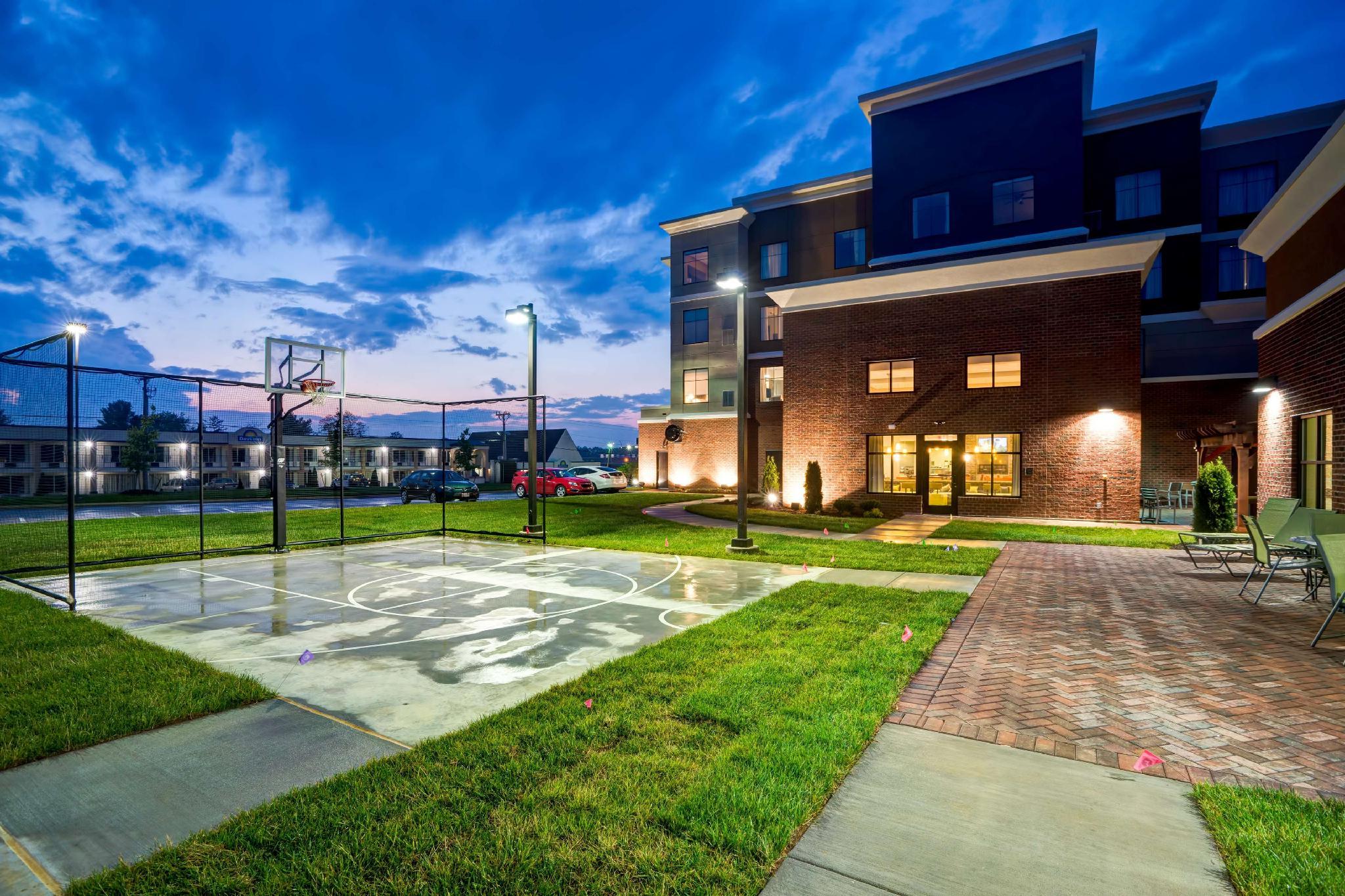 Thể thao và hoạt động