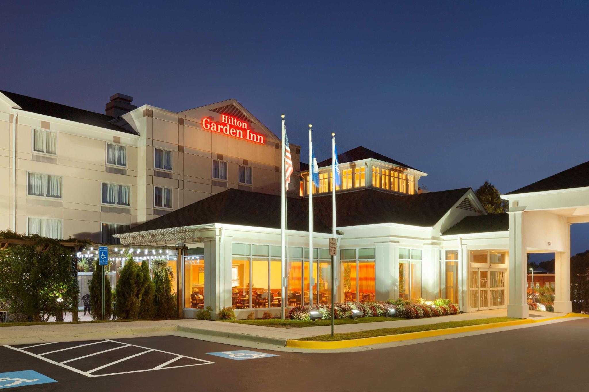 Ngoại cảnh khách sạn