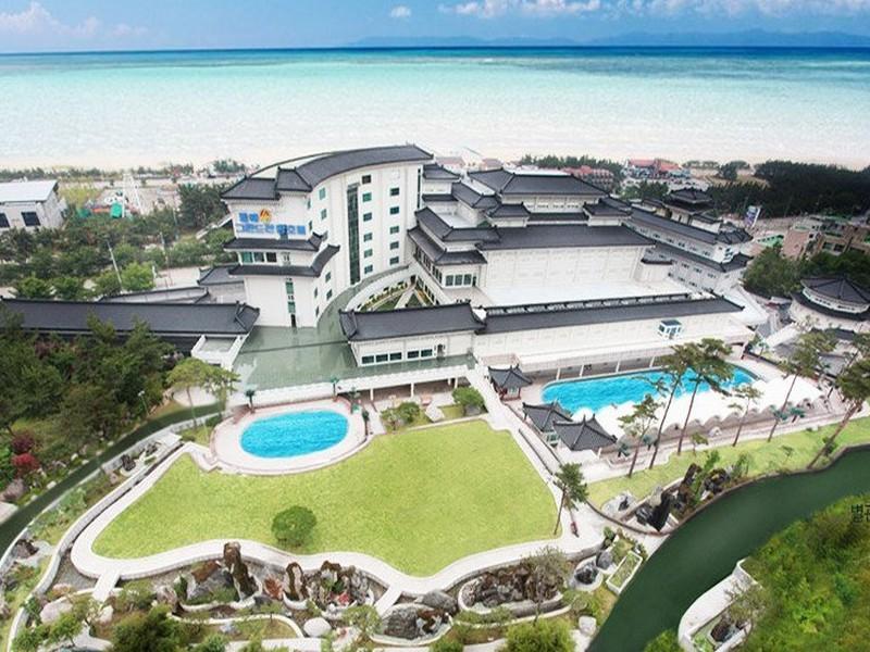 Ngoại cảnh khách sạn