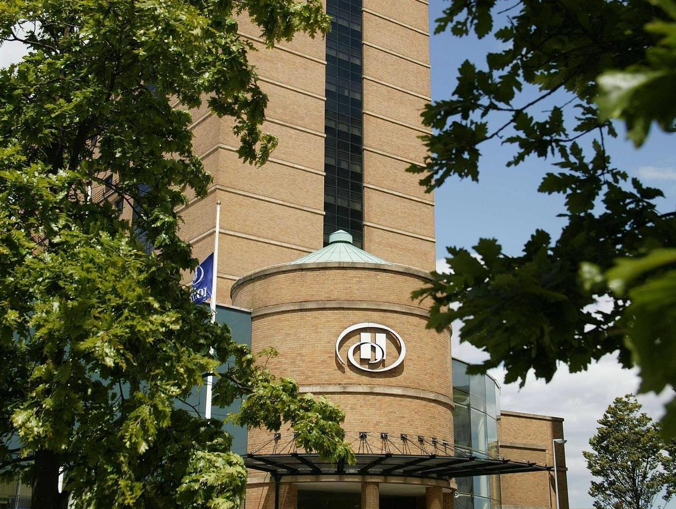 Ngoại cảnh khách sạn