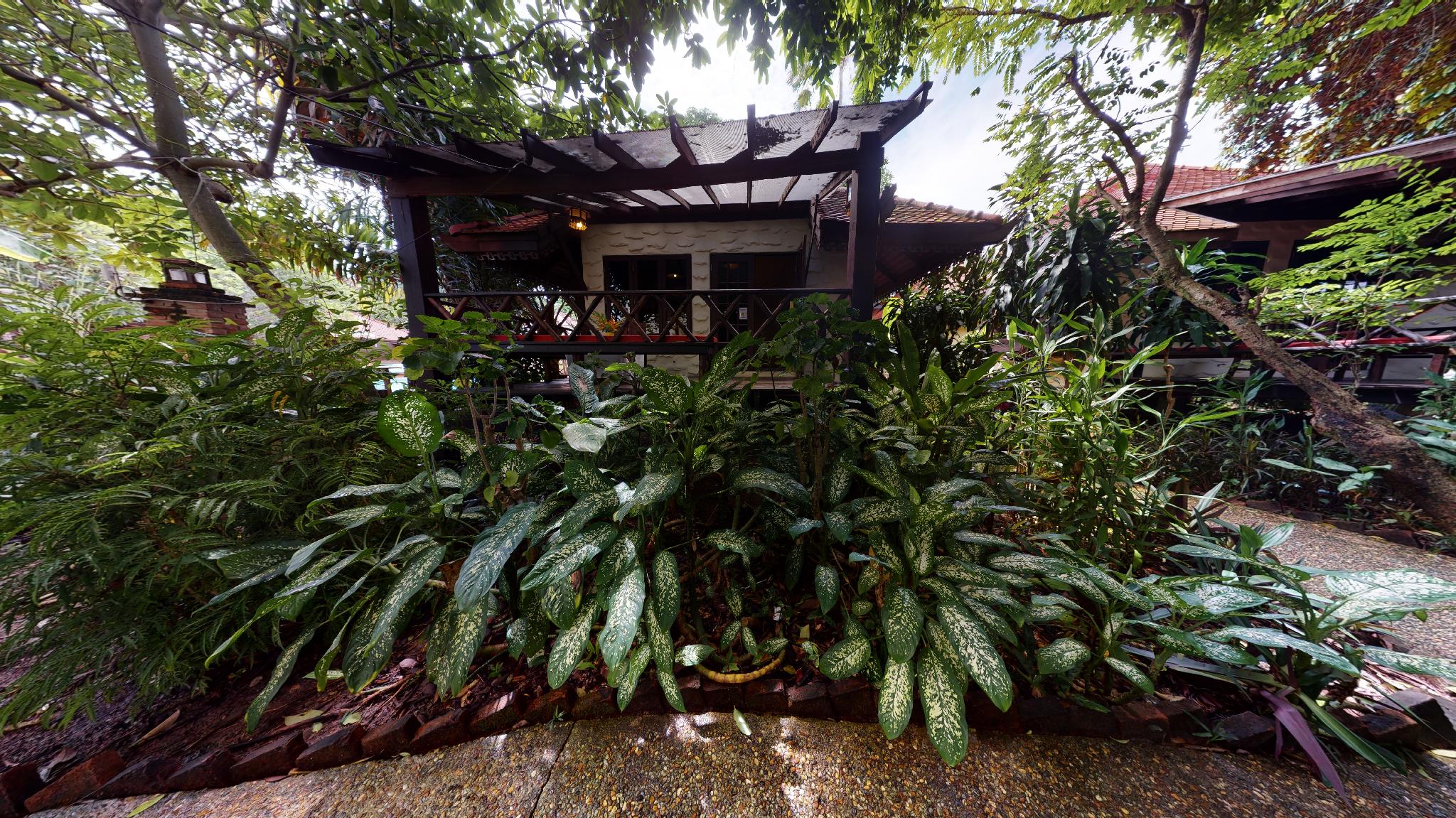 Khu vực xung quanh