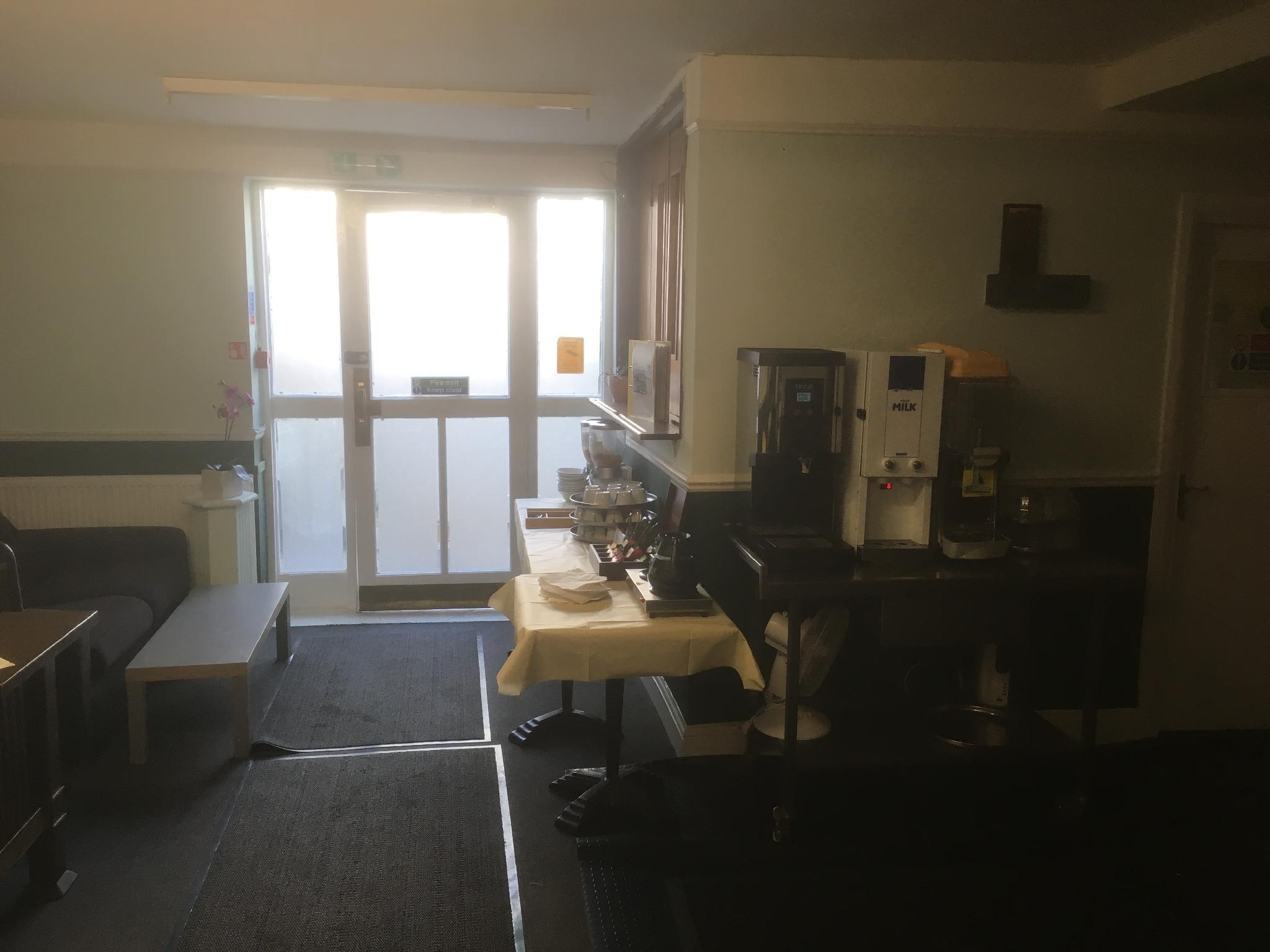 Đồ ăn và thức uống