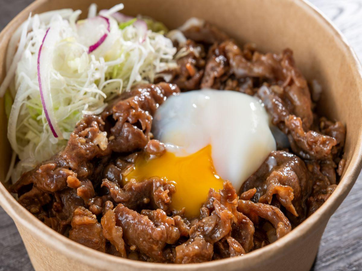 Đồ ăn và thức uống