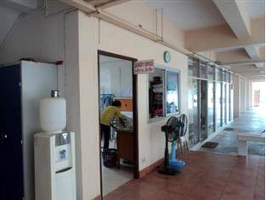 Khu vực xung quanh