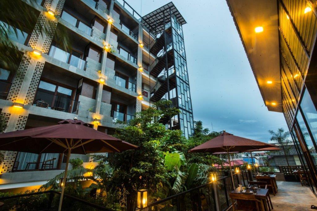 Ngoại cảnh khách sạn