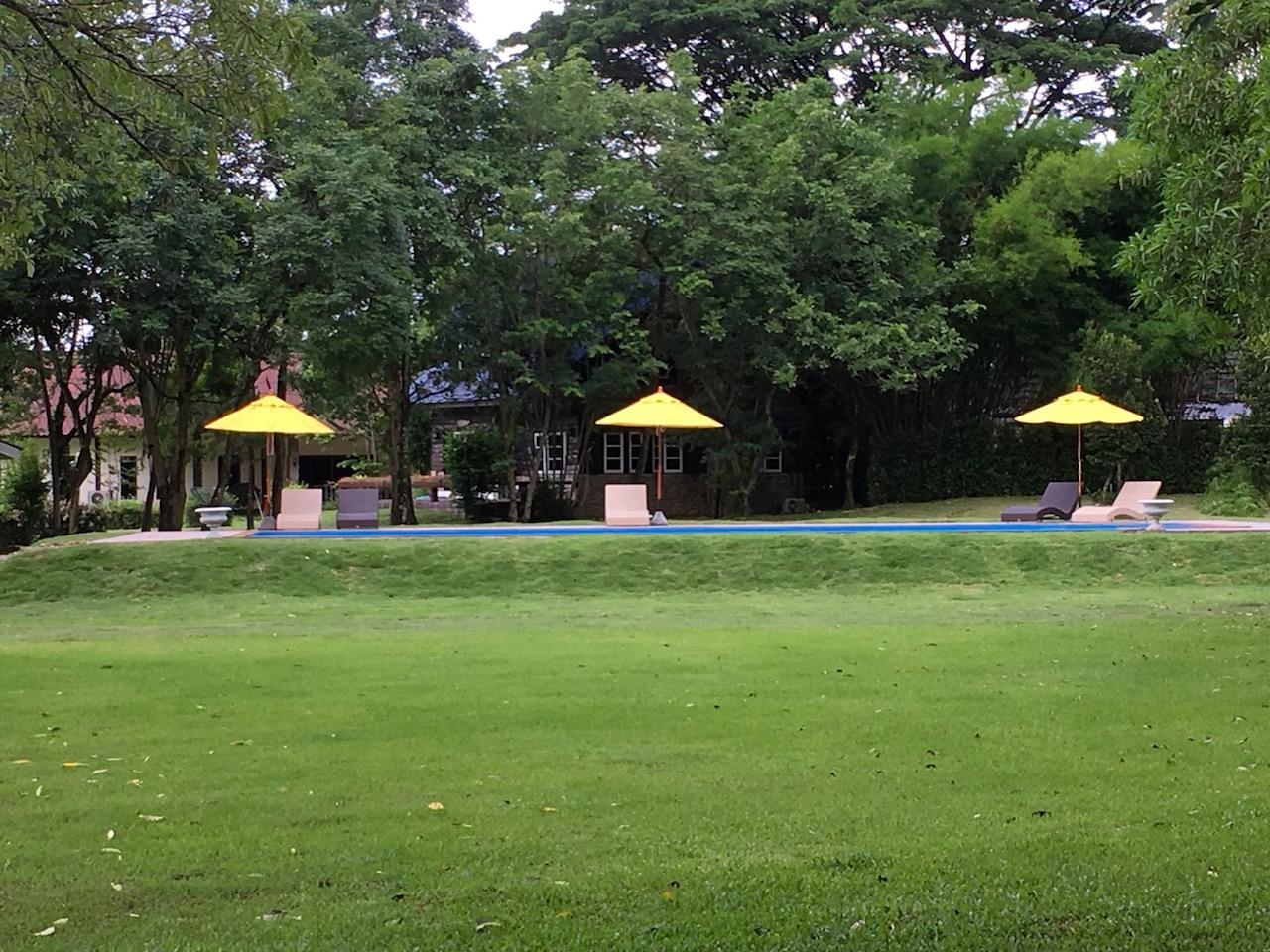 Ngoại cảnh khách sạn