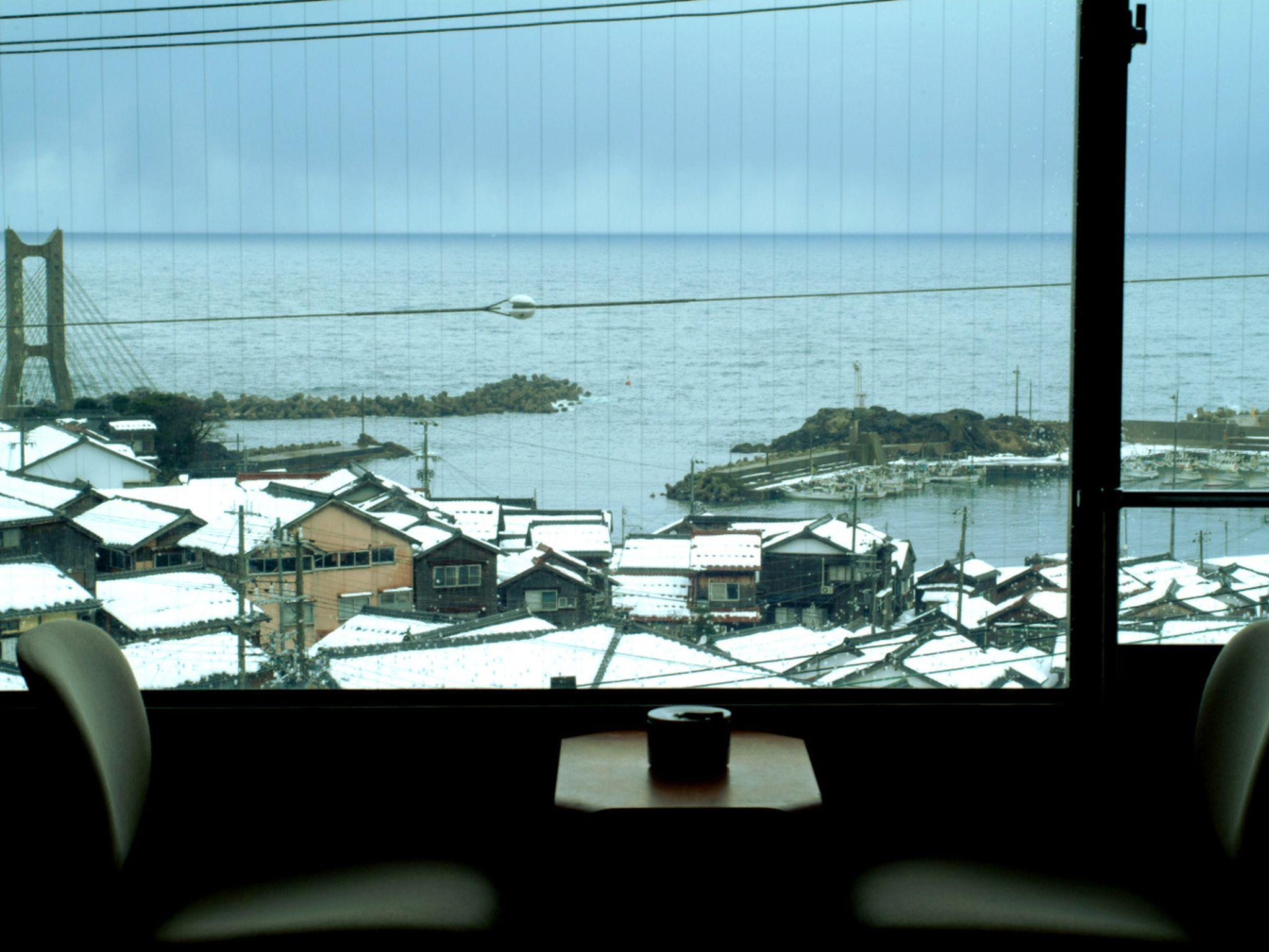 Khu vực xung quanh