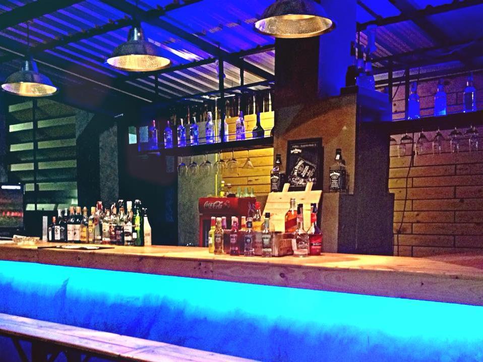 Ngoại cảnh khách sạn