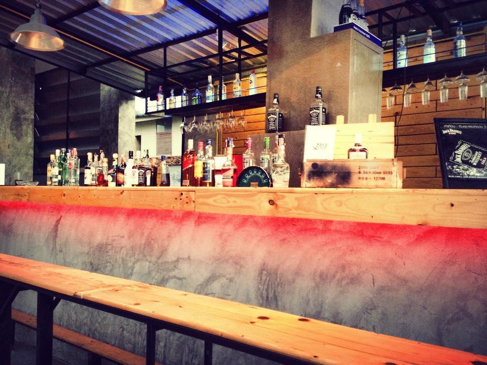 Ngoại cảnh khách sạn