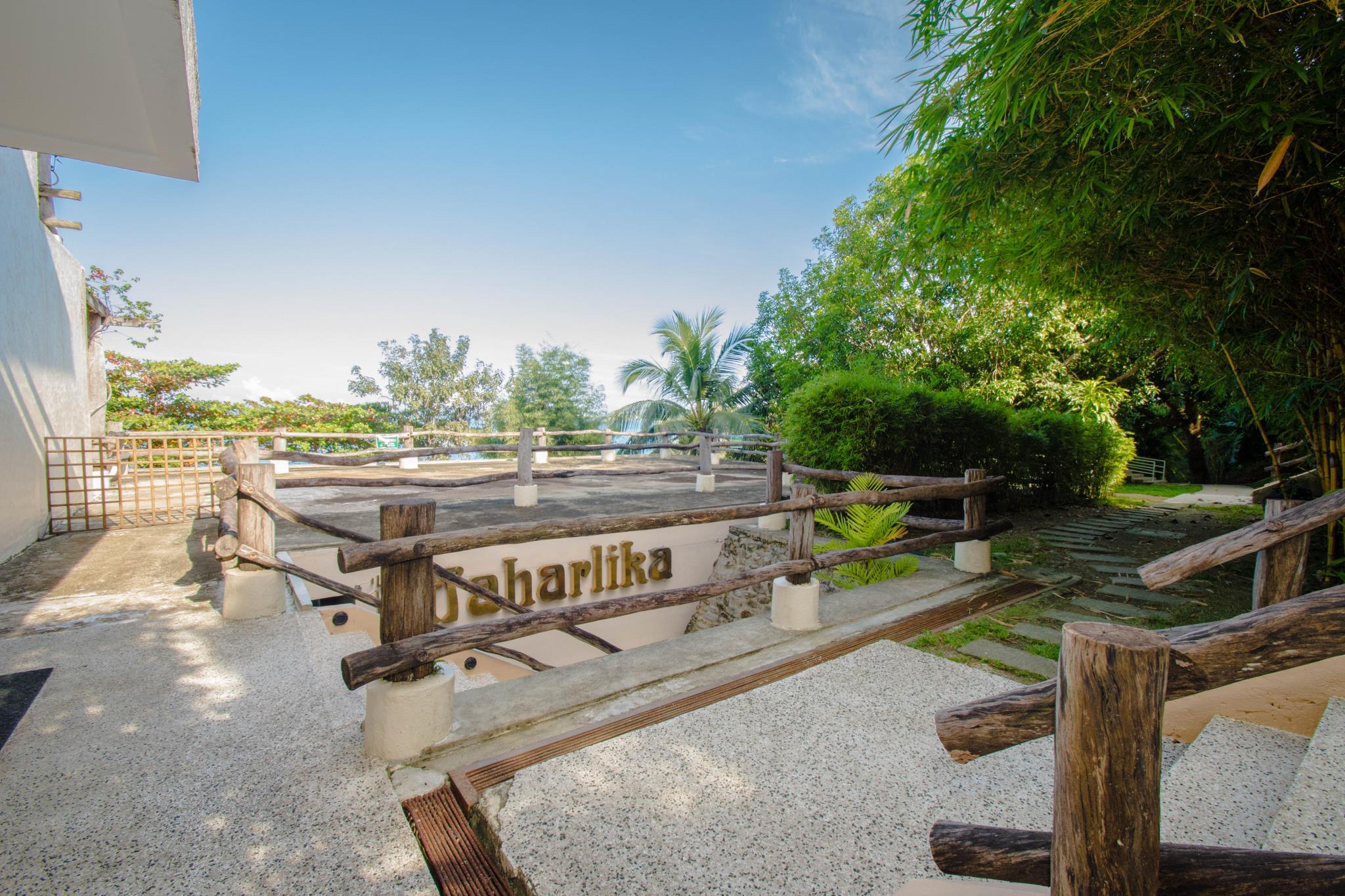 Ngoại cảnh khách sạn