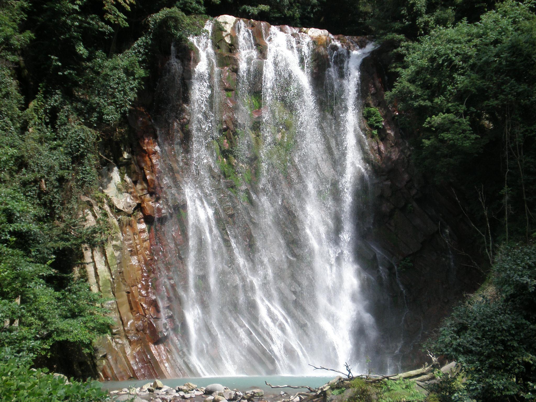 Nơi tham quan gần đây