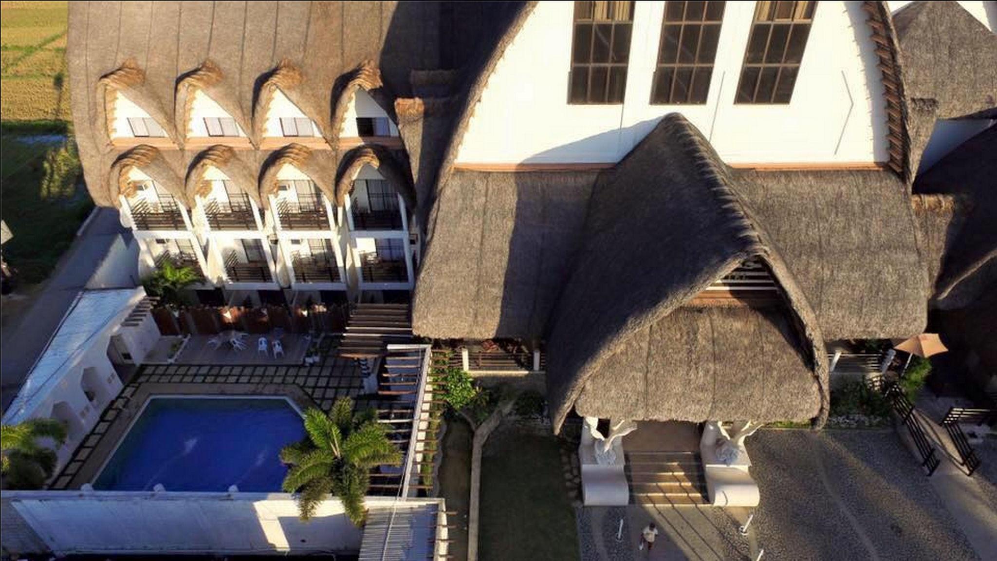 Ngoại cảnh khách sạn