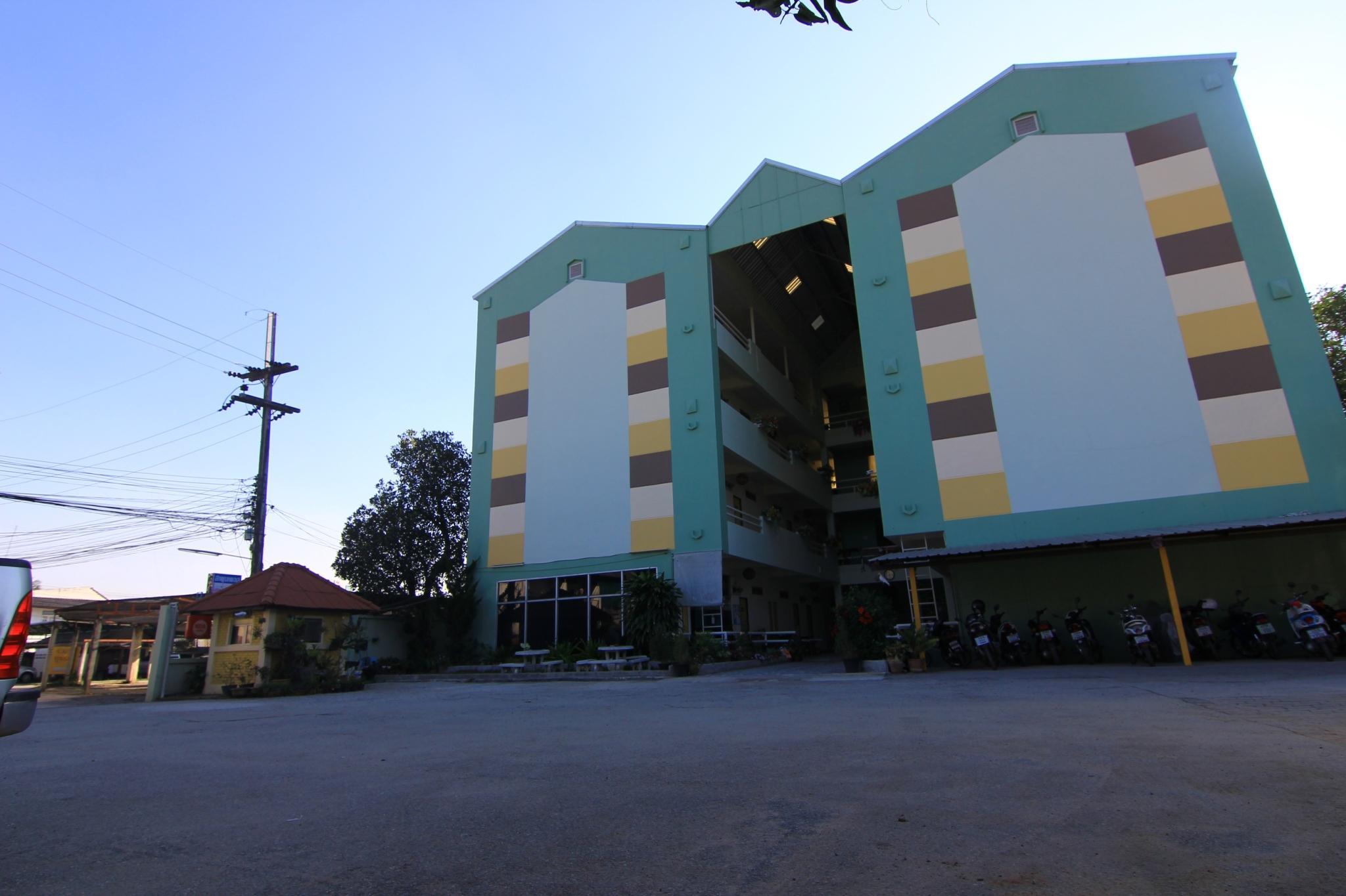 Ngoại cảnh khách sạn