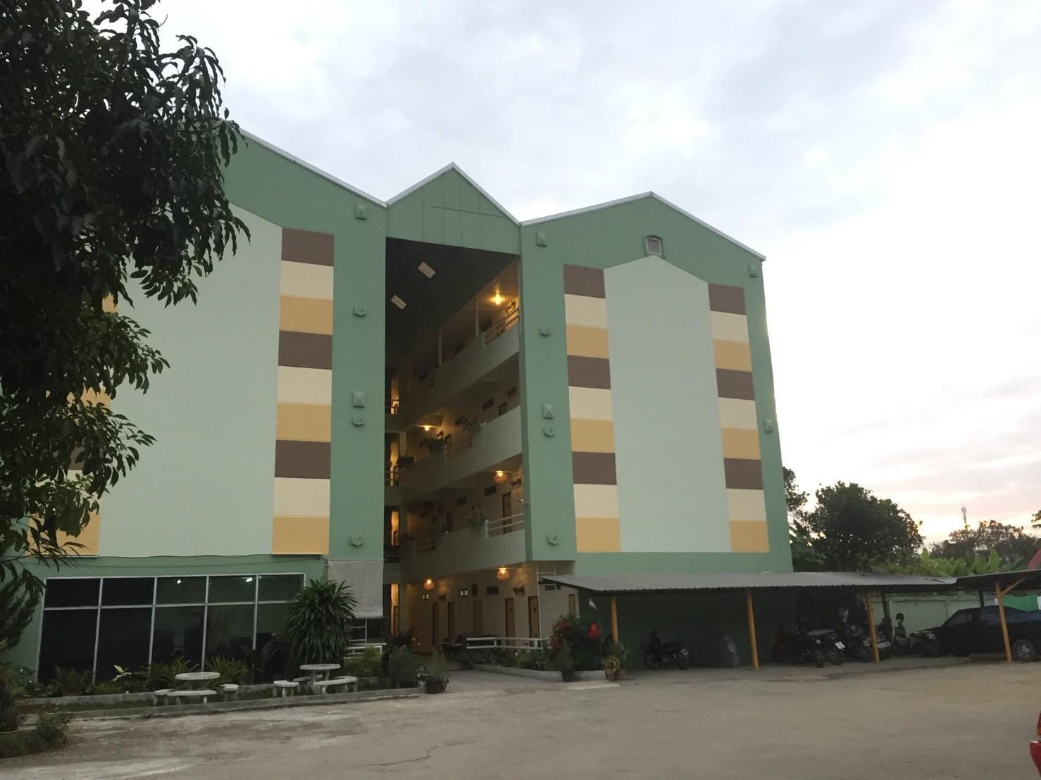 Ngoại cảnh khách sạn