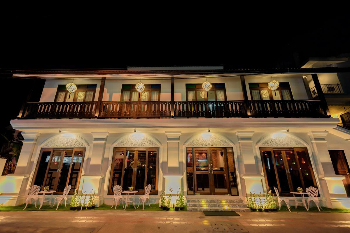 Ngoại cảnh khách sạn