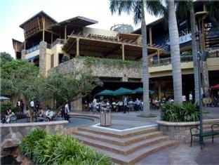 Khu vực xung quanh