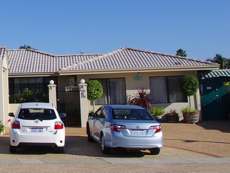 Ngoại cảnh khách sạn