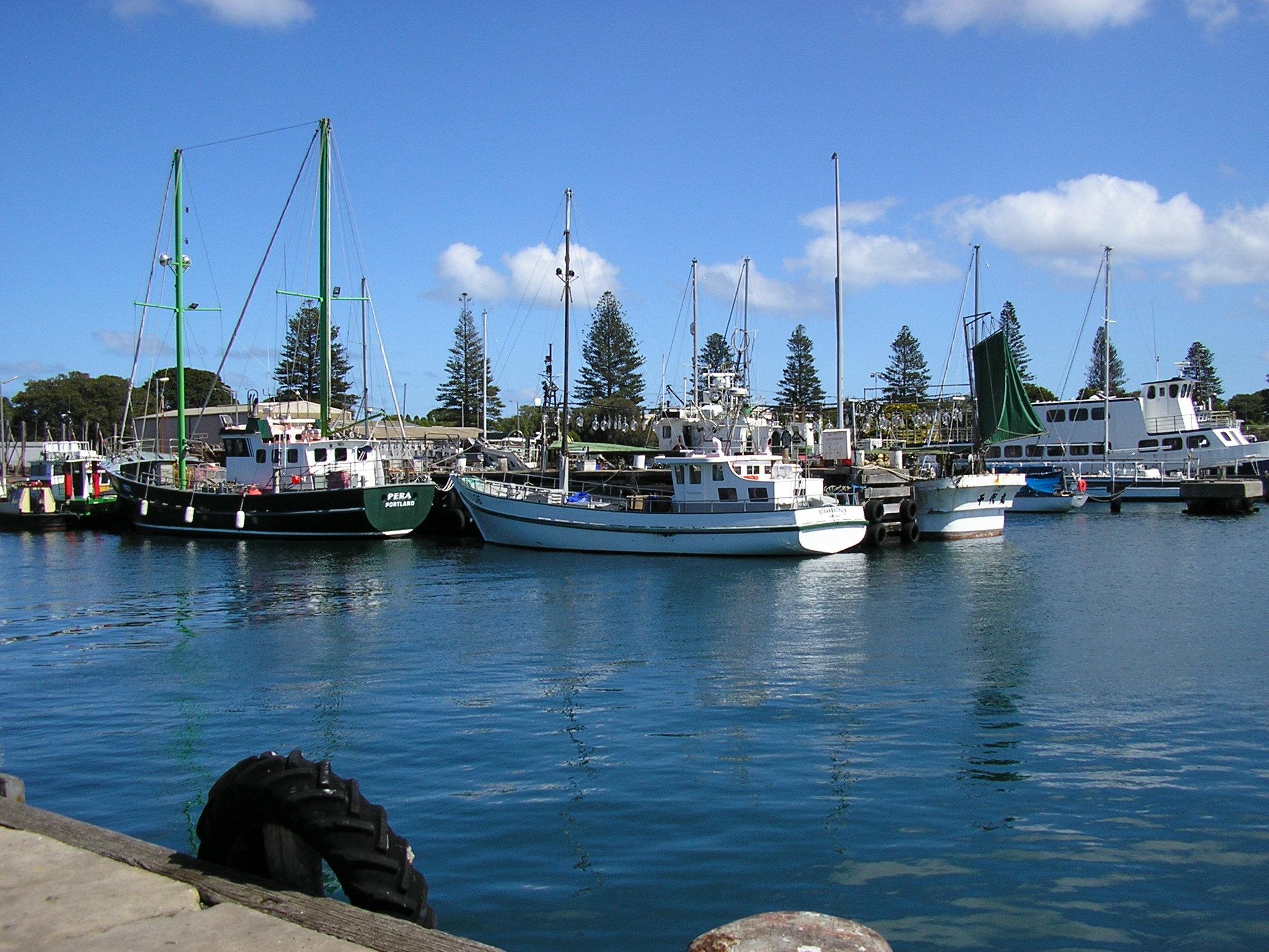 Khu vực xung quanh