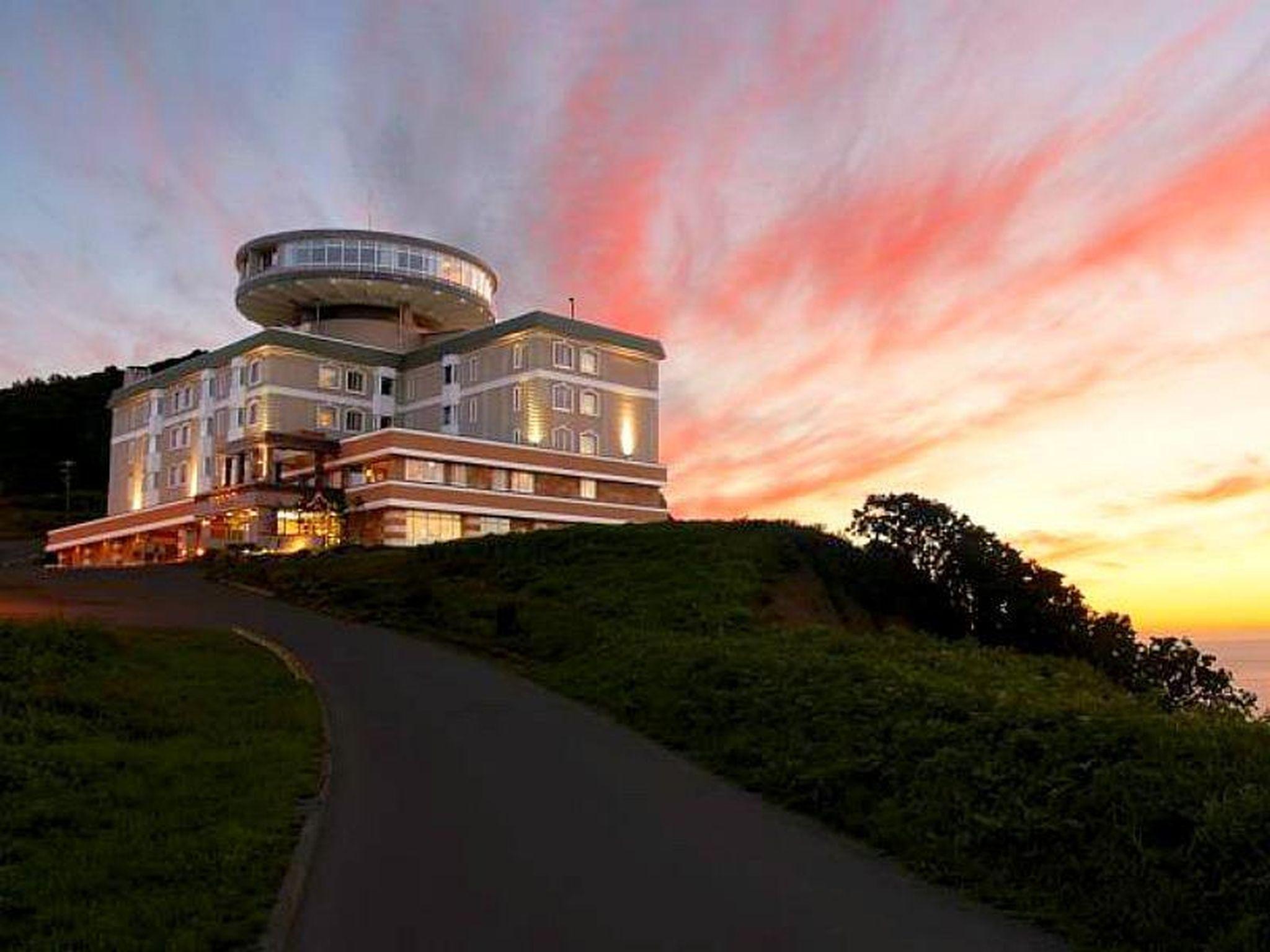 Ngoại cảnh khách sạn