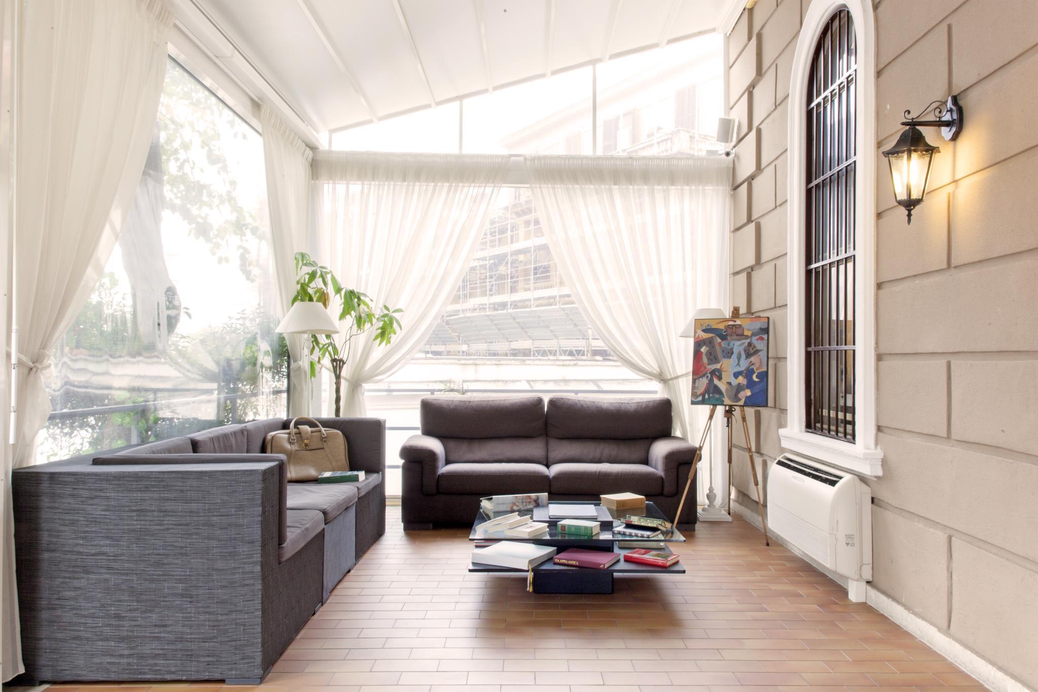 Ban công/sân hiên