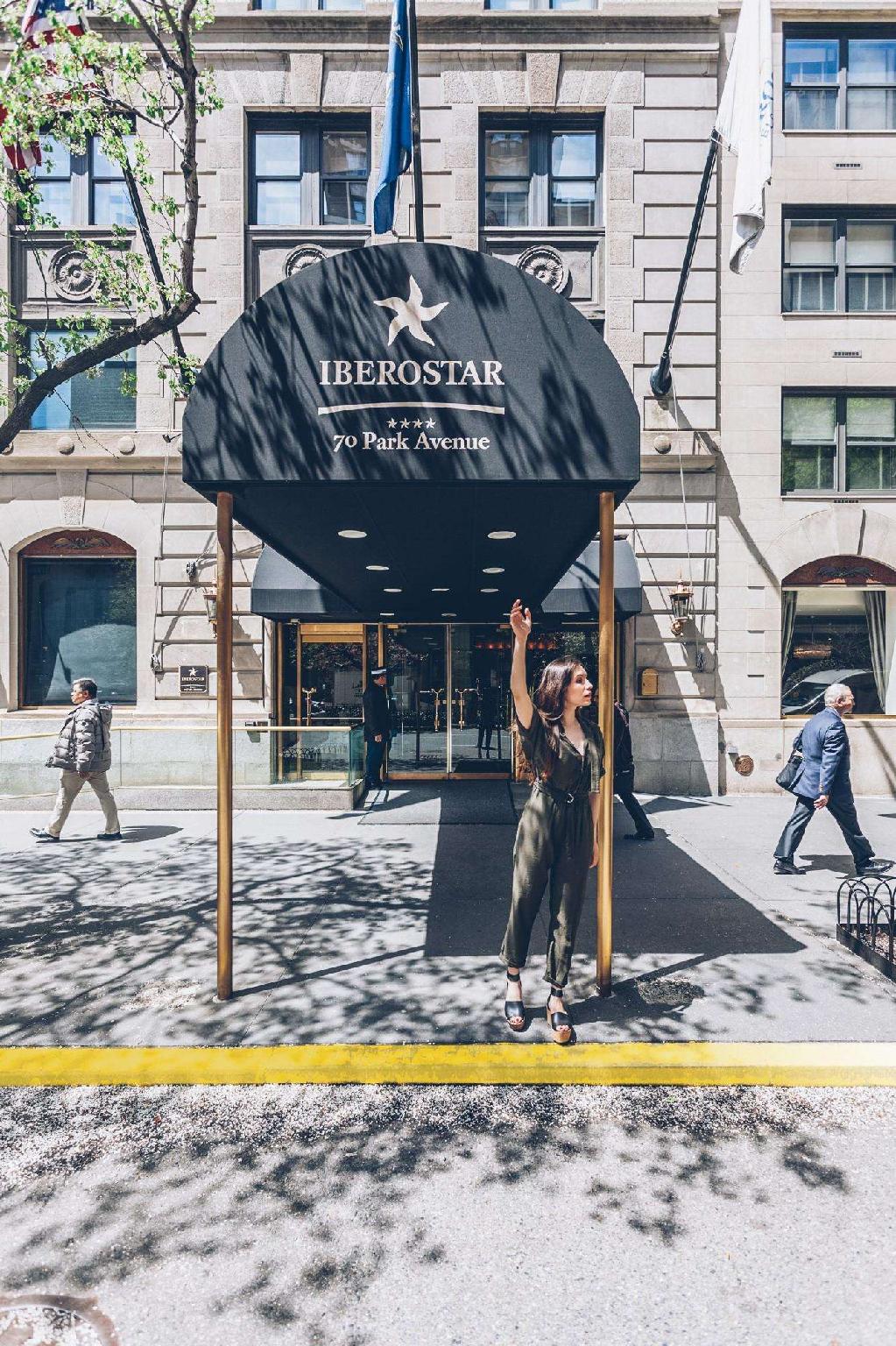 Ngoại cảnh khách sạn