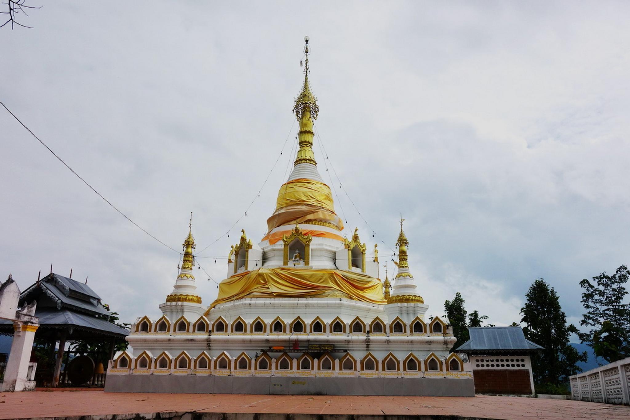 Nơi tham quan gần đây