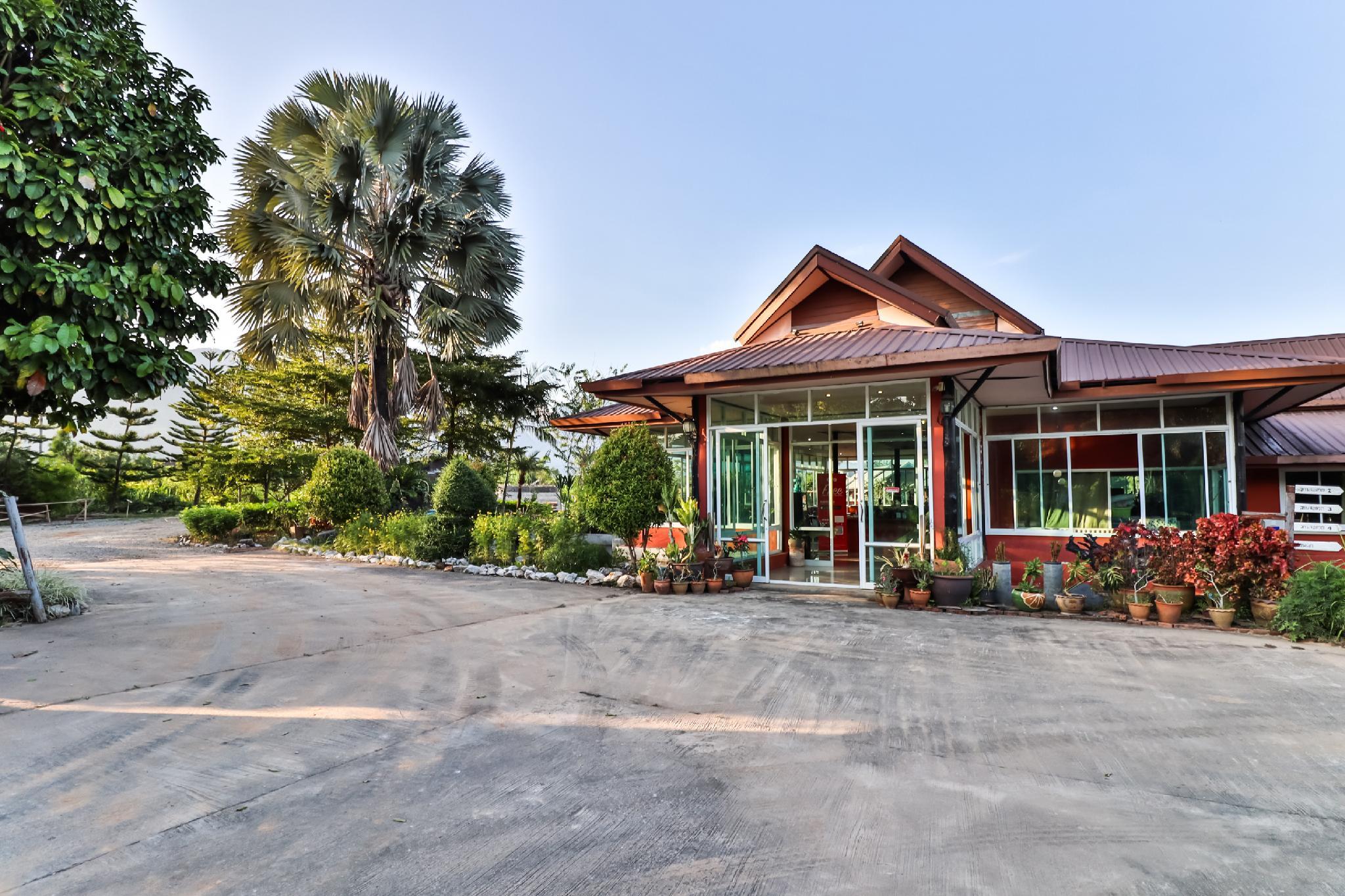 Ngoại cảnh khách sạn