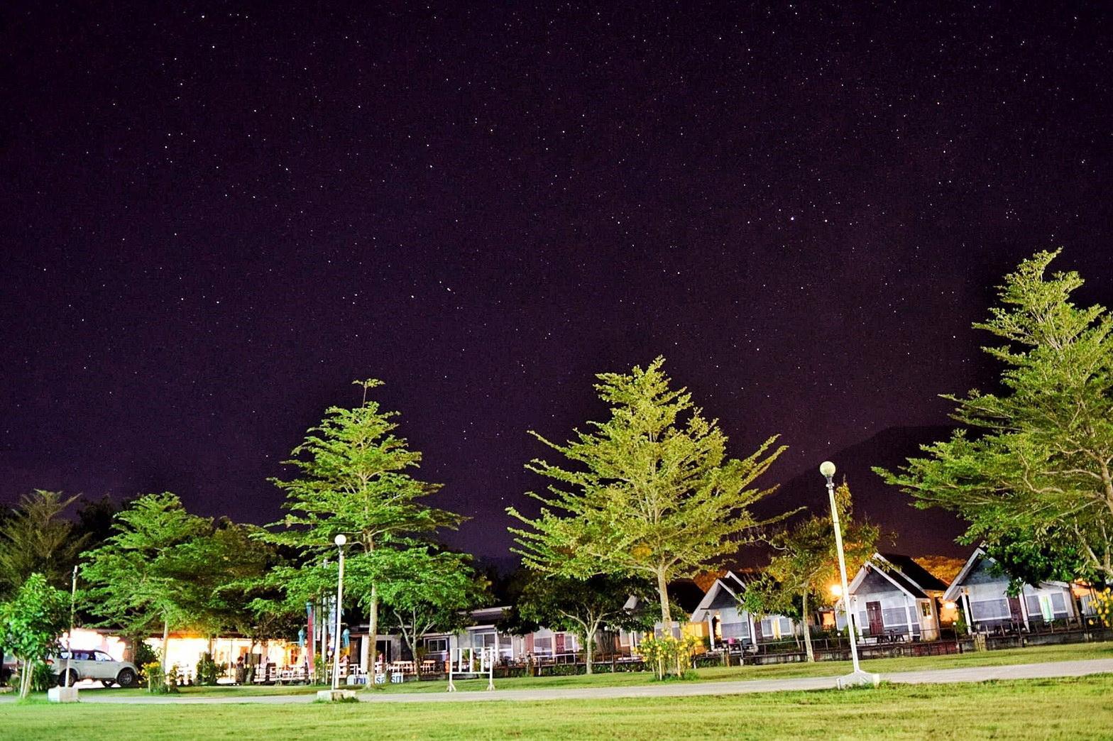 Ngoại cảnh khách sạn