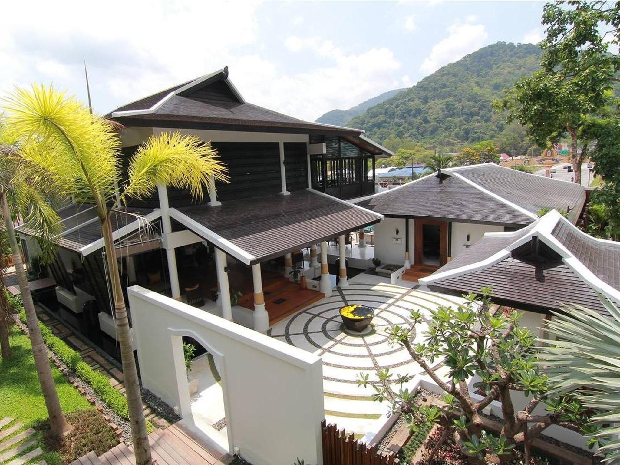 Ngoại cảnh khách sạn