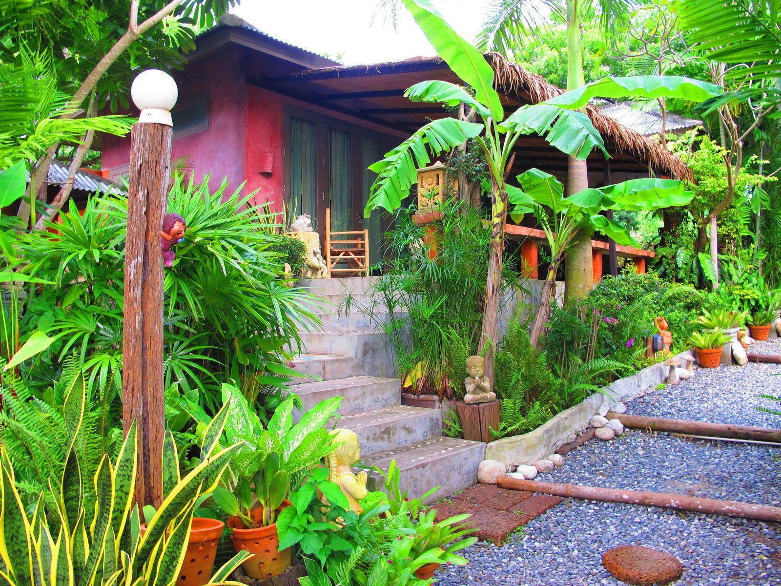 Ngoại cảnh khách sạn