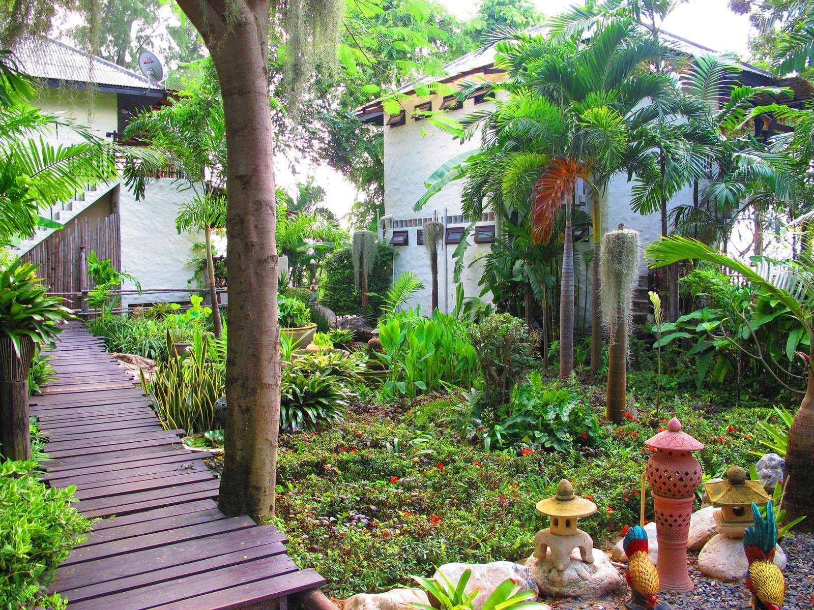 Ngoại cảnh khách sạn